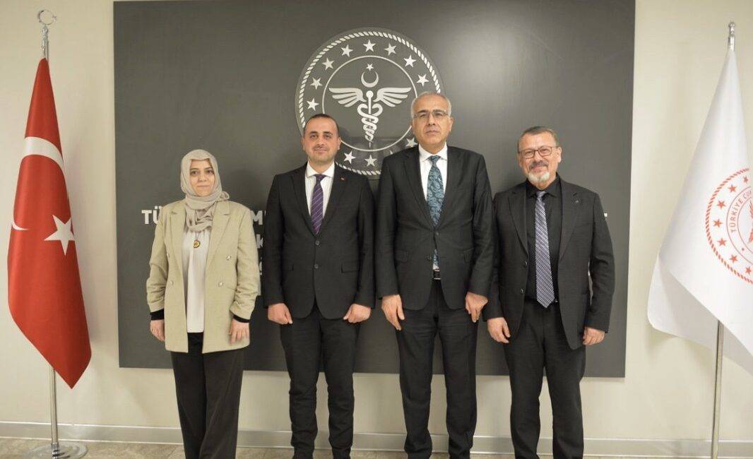 Hekim Birliği Sendikası üst düzey yöneticileri, Sağlık Bakanlığı Halk Sağlığı